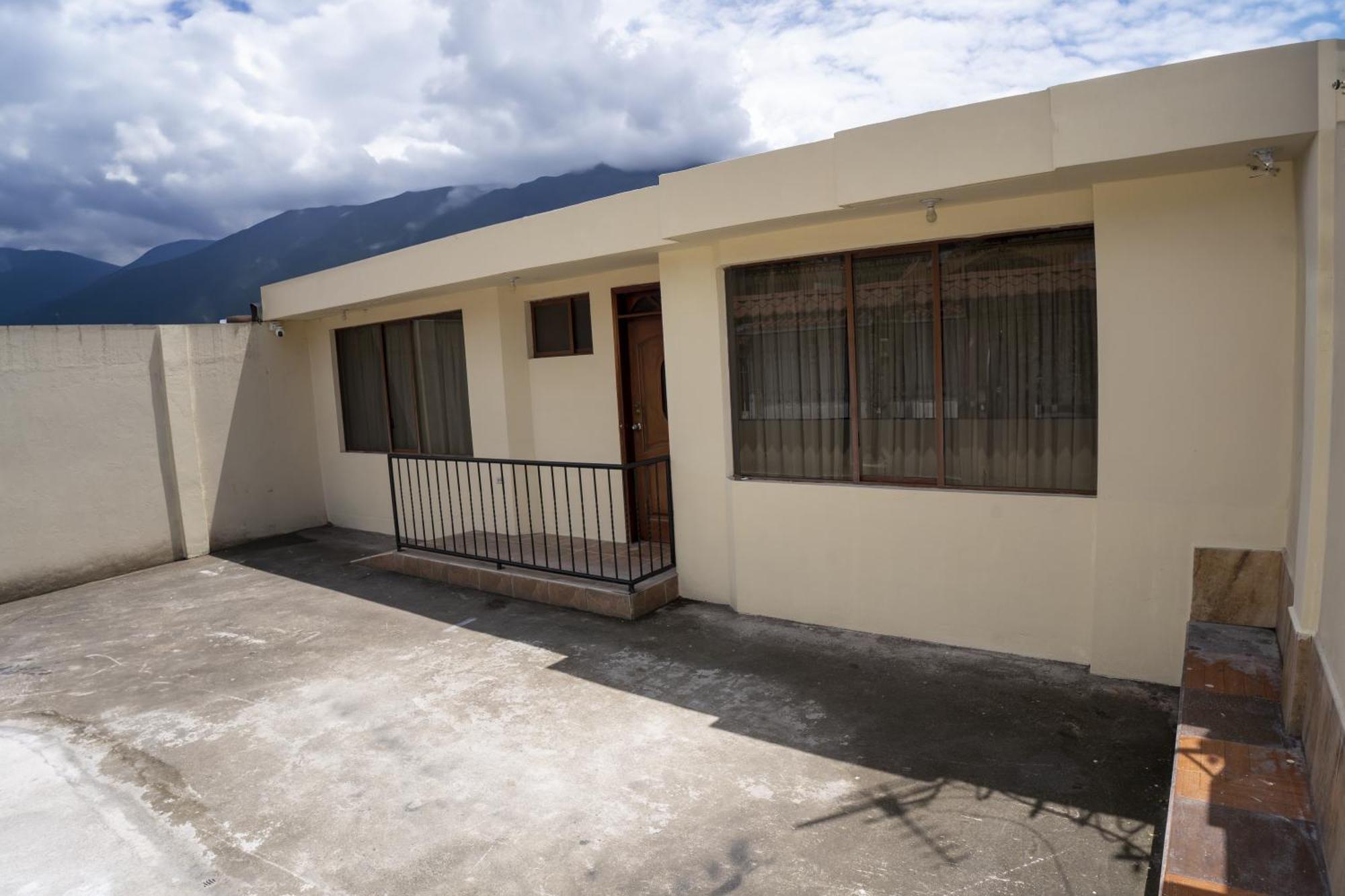 Casita Linda Banos (Tungurahua)